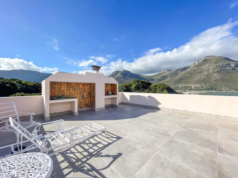 To Let 4 Bedroom Property for Rent in Hout Bay Western Cape